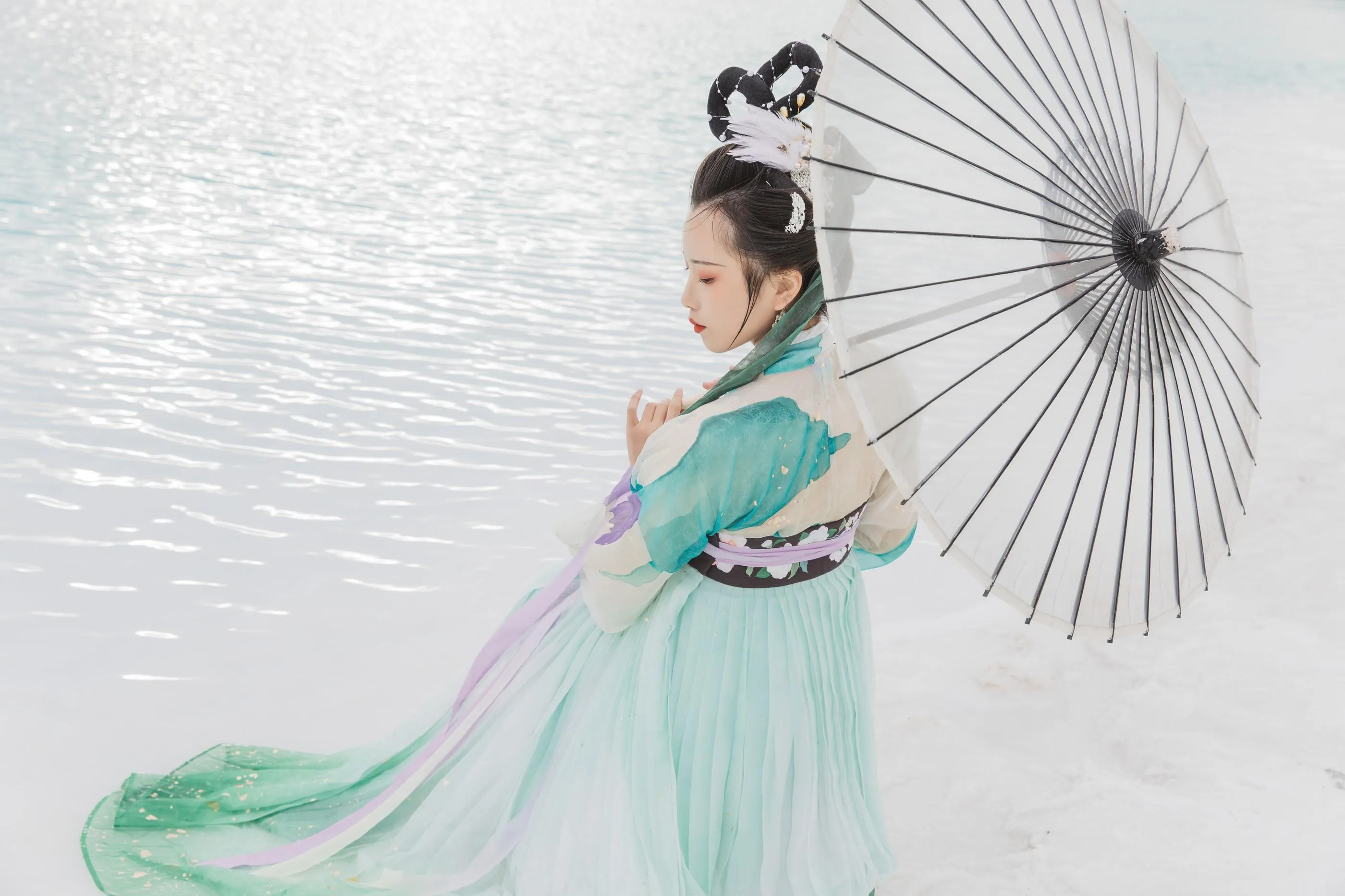 [YITUYU艺图语]2022.08.08 碧水间 公孙凭 [22P]插图5